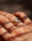 Avenor Mondstein Ring | Gold