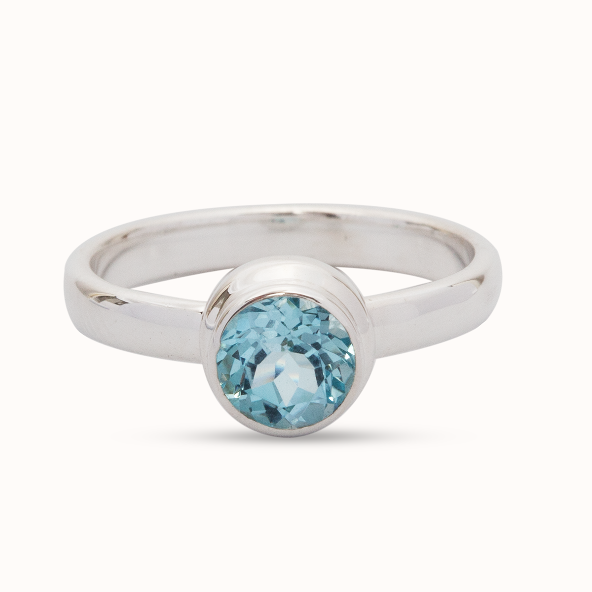 Alma de Loto Moonstone Earring | Silver