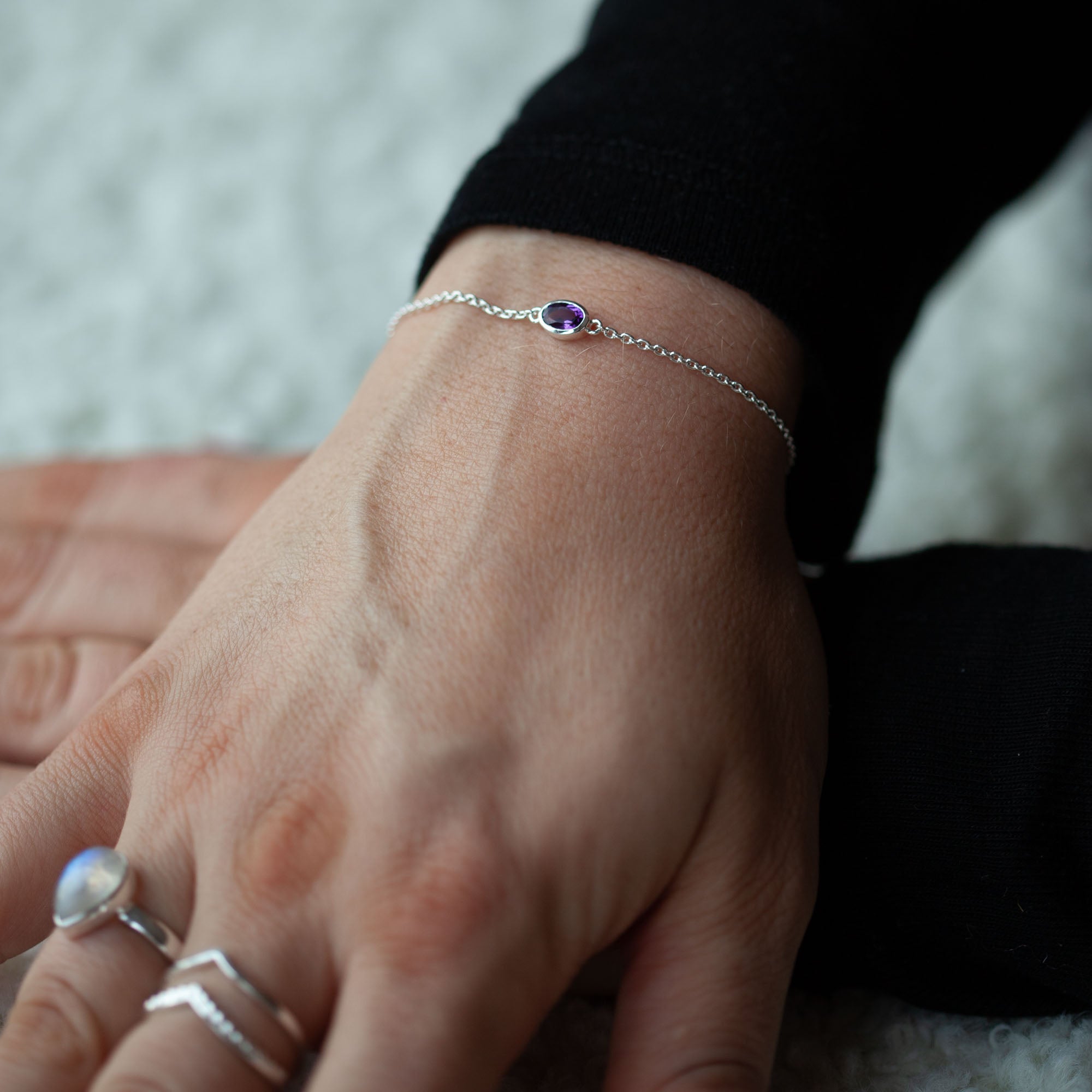 Alma de Loto Moonstone Earring | Silver