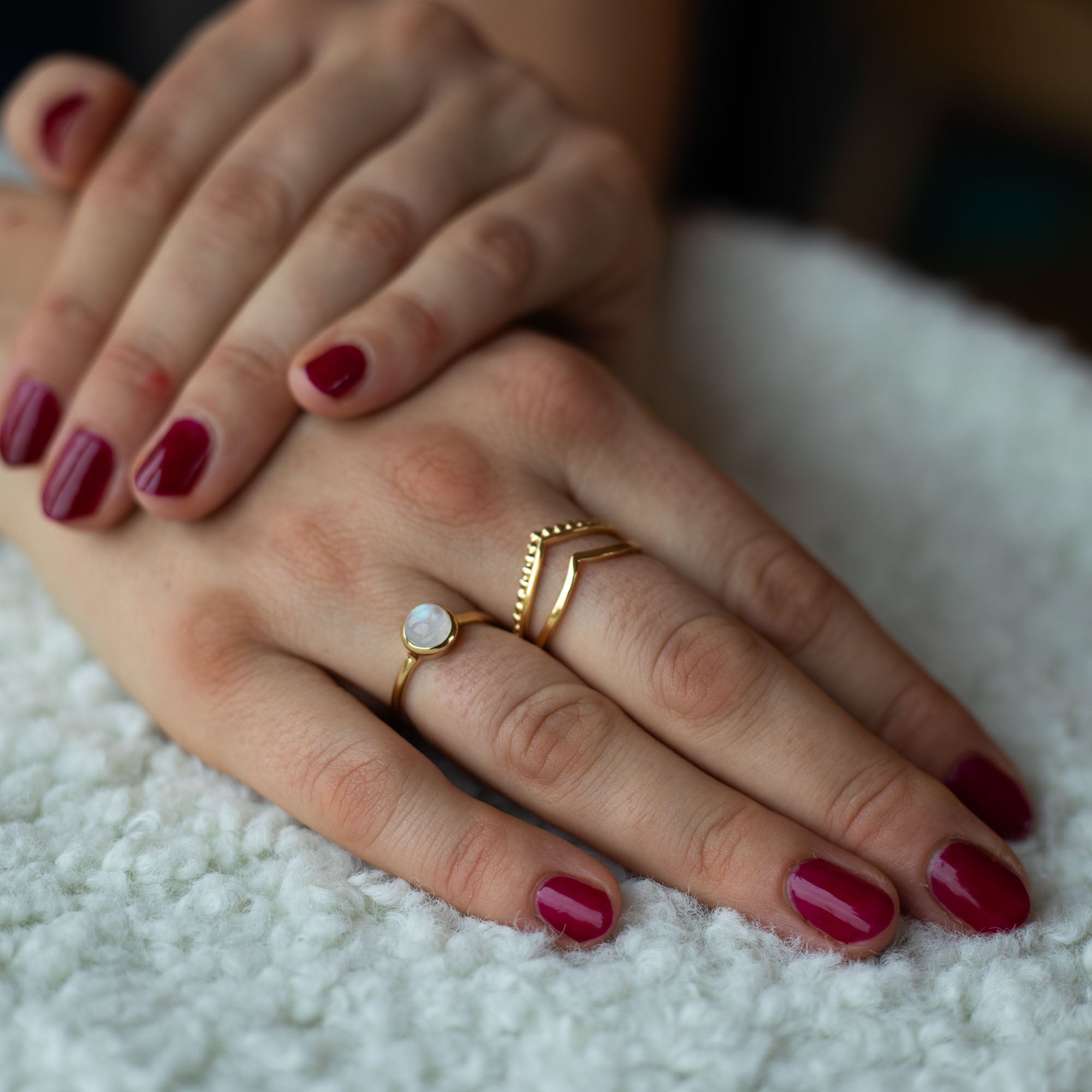 Alma de Loto Moonstone Earring | Silver