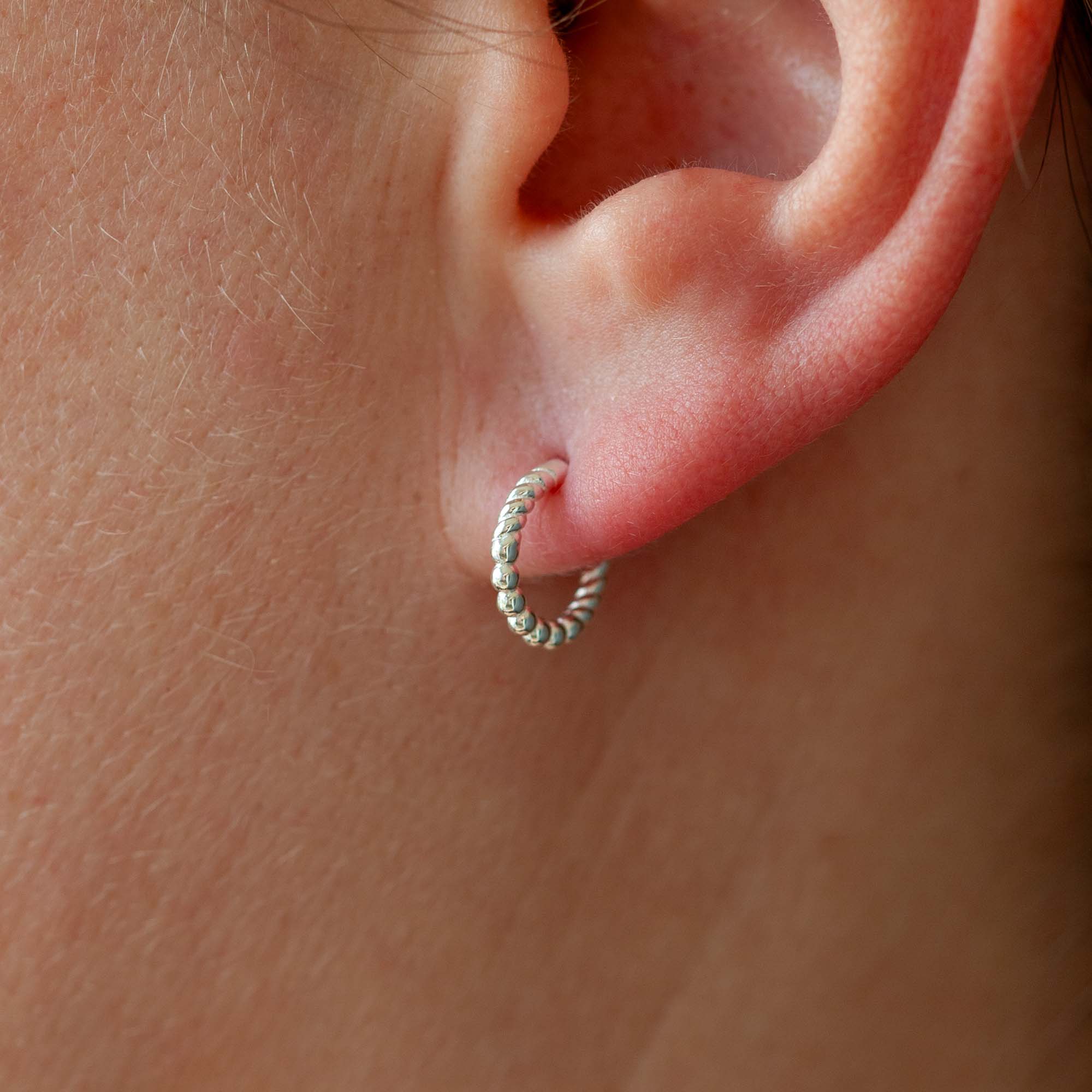 Alma de Loto Moonstone Earring | Silver