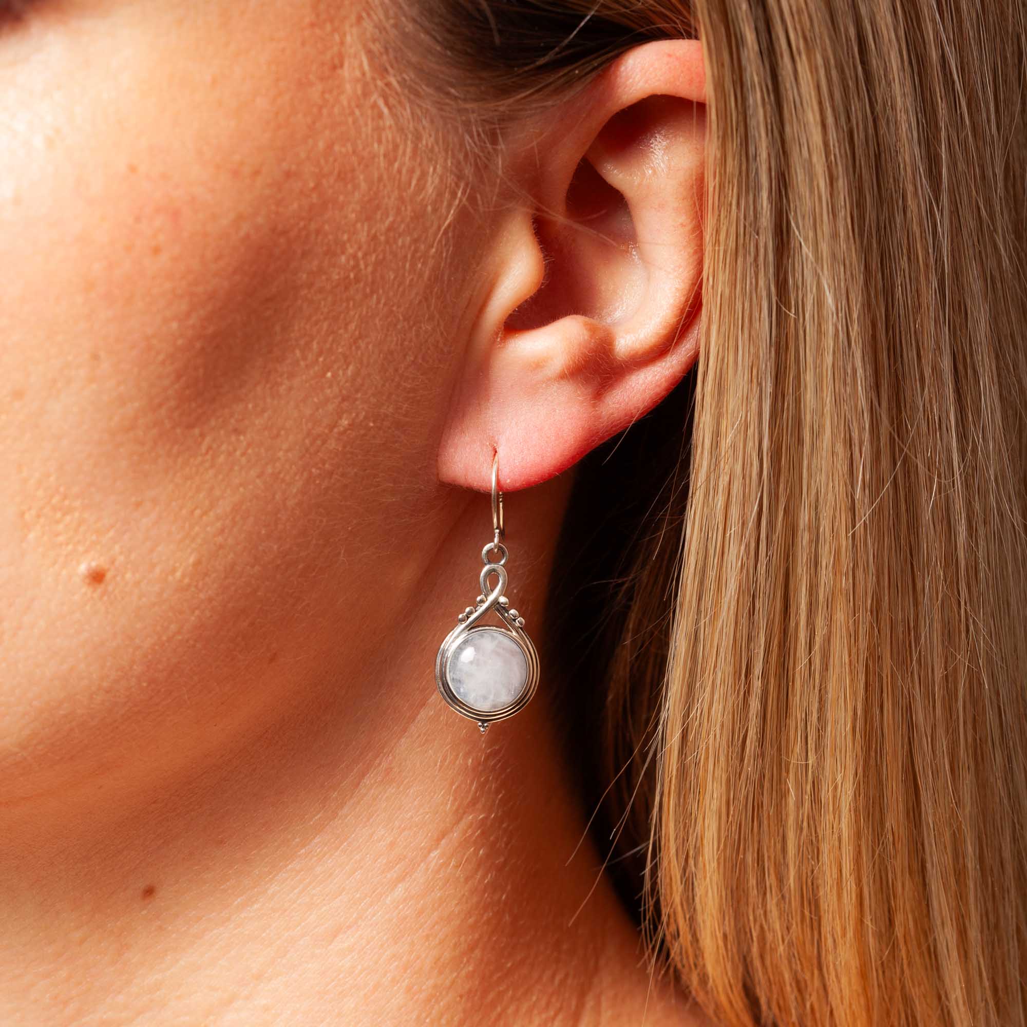 Armonía Moonstone Earring | Silver