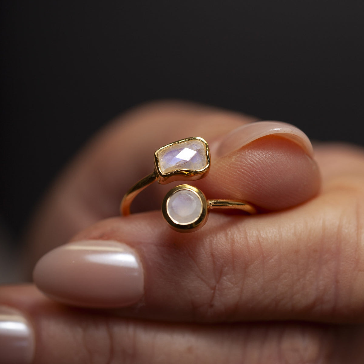 Ardiano Mondstein Ring | Gold