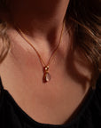 Fluidez Rosenquarz Anhänger | Gold