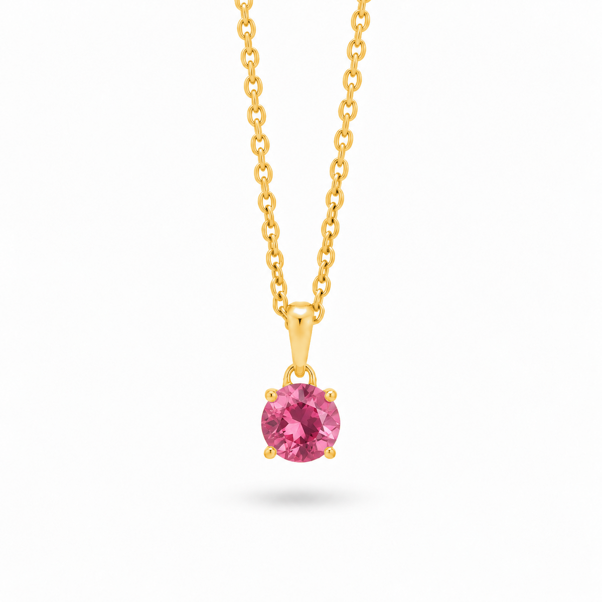 Nuvéa Pinker Turmalin Anhänger in Gold, Freisteller