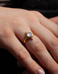 Virella Mondstein Ring | Gold